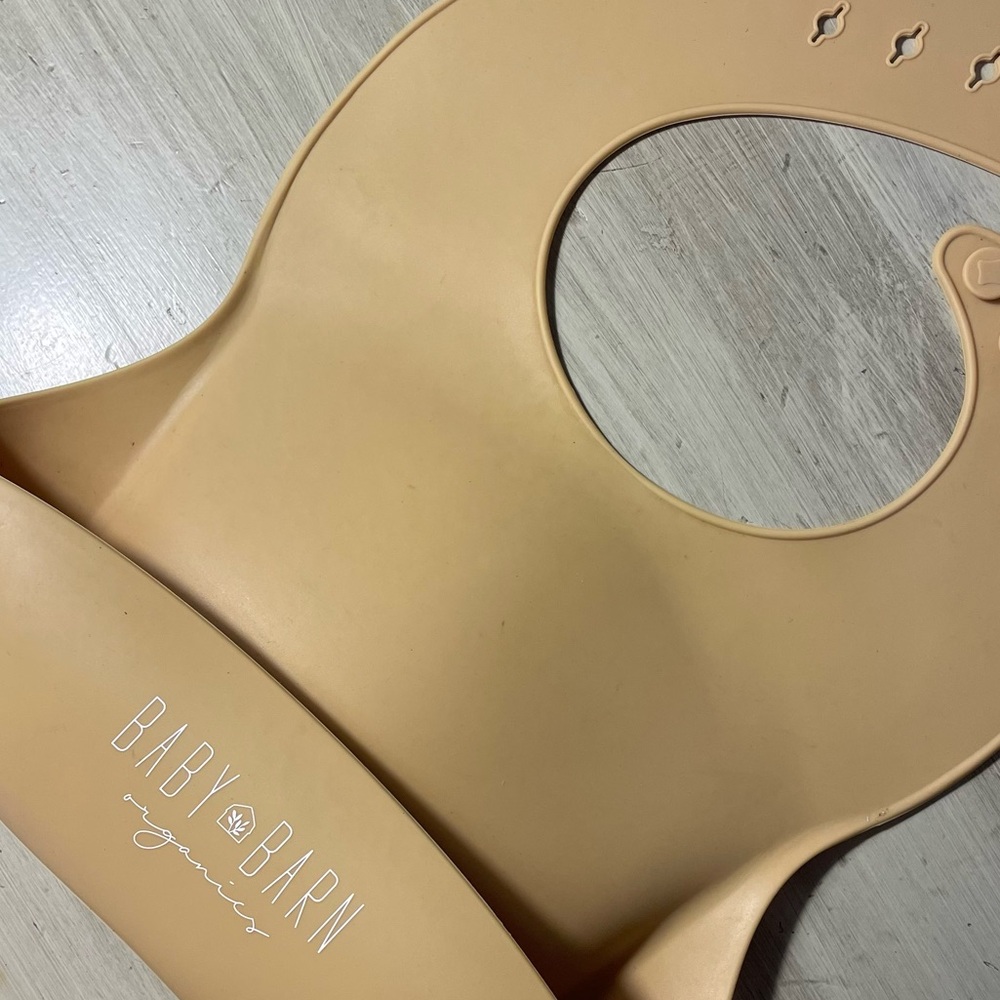 Baby Barn Silicone Bib